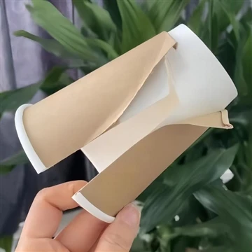 O que é um copo de papel de café de parede dupla?